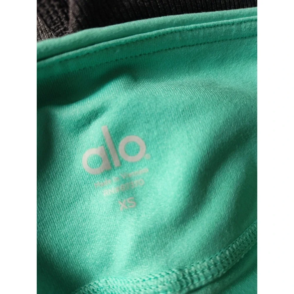 New Alo Yoga Legging XS Goddess Ribbed Island Green Stormy Heather Colorblock